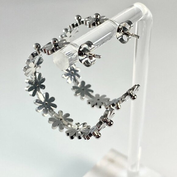 Daisy Chain Flower Stainless Steel Hoop Earrings - Picture 6 of 11